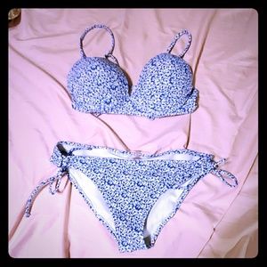 Blue flower bikini